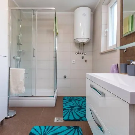 Predivan Novouredeni U Blizini Mora Apartment Banjole